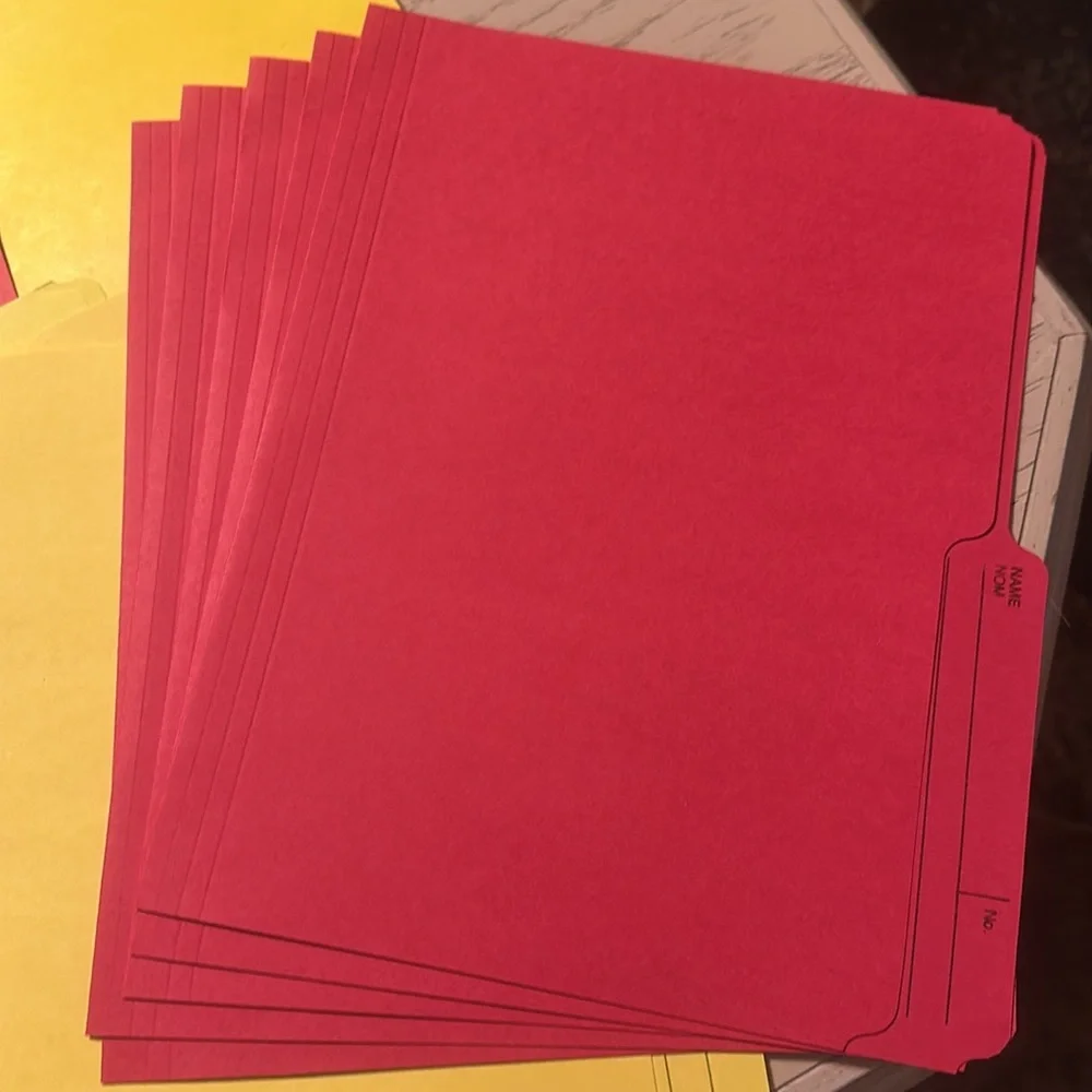 ⭐️2/$12⭐️ 24 File folder set and hanging folder - Picture 3 of 5